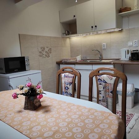 Appartamento Era Apartman Harkány Esterno foto