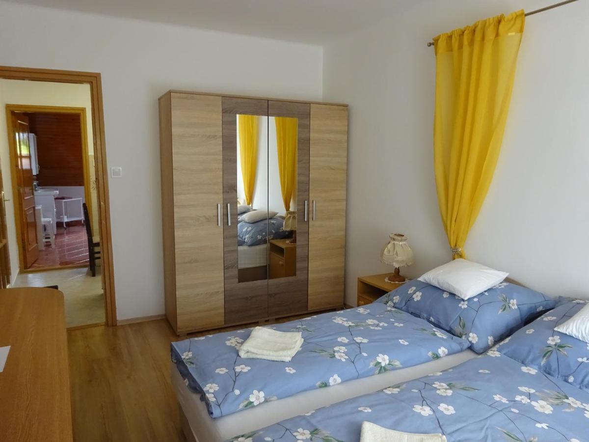 Appartamento Era Apartman Harkány Esterno foto
