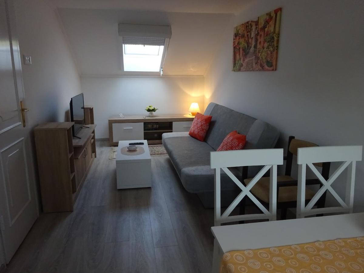 Appartamento Era Apartman Harkány Esterno foto
