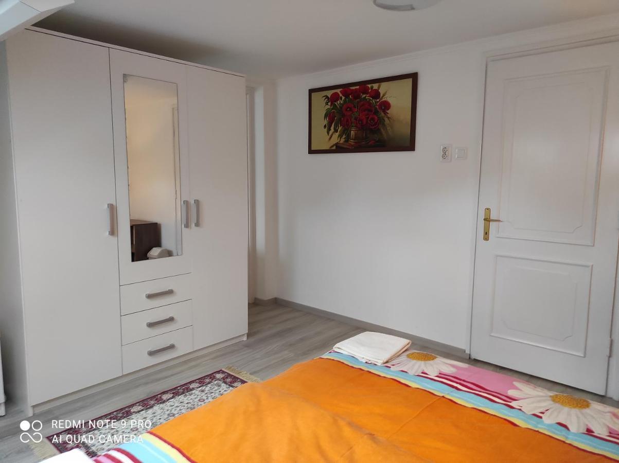 Appartamento Era Apartman Harkány Esterno foto