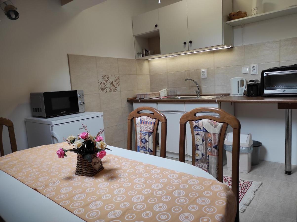 Appartamento Era Apartman Harkány Esterno foto